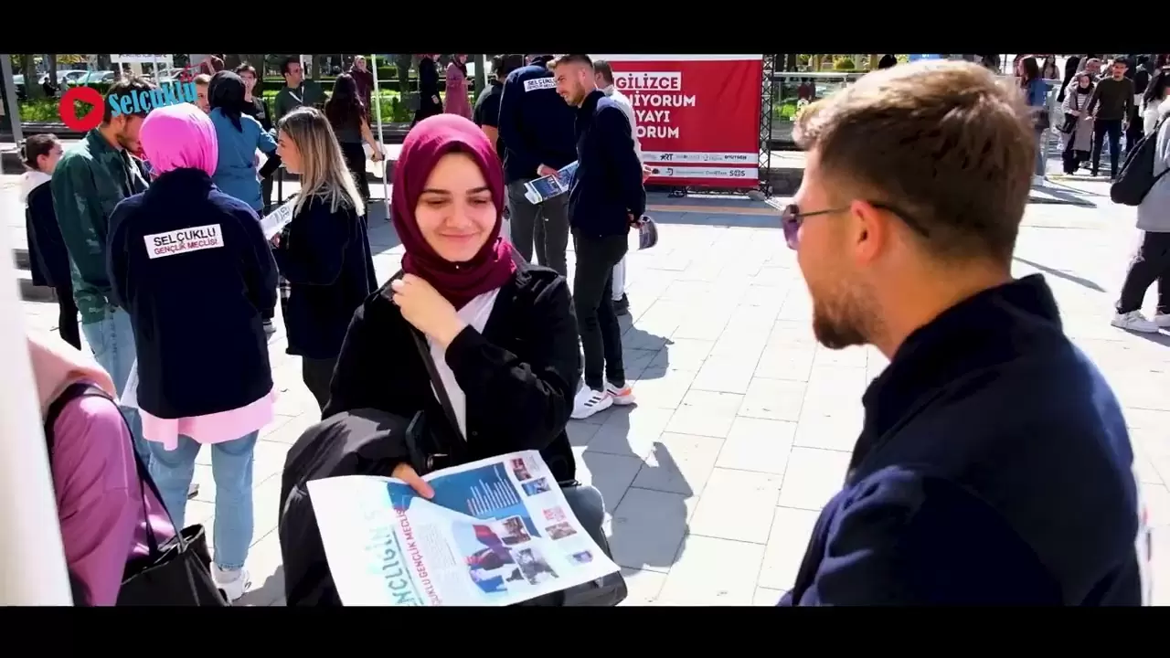 Selçuklu Gençlik Meclisi Tanıtım İçin Selçuk Üniversitesi Kampüsünde!