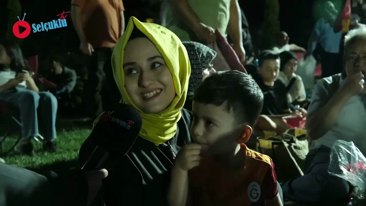 Selçuklu Seyir Tepesi’nde Millî Maç Coşkusu