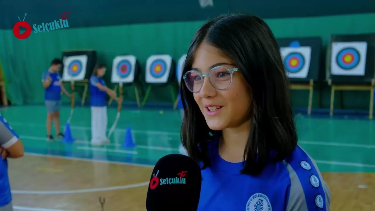 Minik Sporcular Okçuluğun İnceliklerini Deneyimliyor